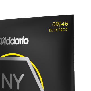 D'Addario NYXL0946 9/46 – Cordes Électrique Super Light Top/Regular Bottom